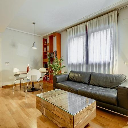Apartamento En Chamberi Con Piscina - Lovely Apartment In The City Center With Swimming Pool Madrid Ngoại thất bức ảnh
