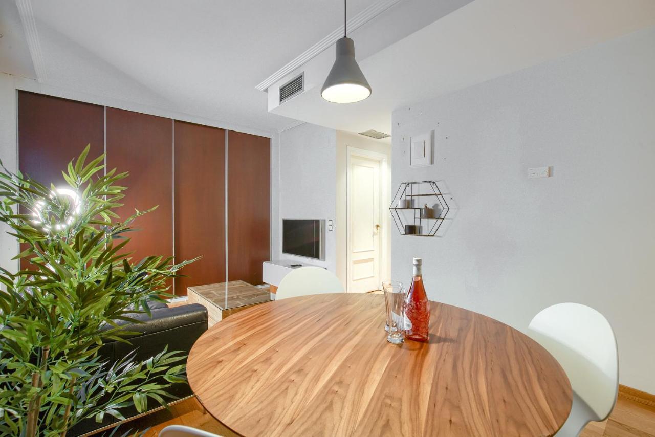 Apartamento En Chamberi Con Piscina - Lovely Apartment In The City Center With Swimming Pool Madrid Ngoại thất bức ảnh